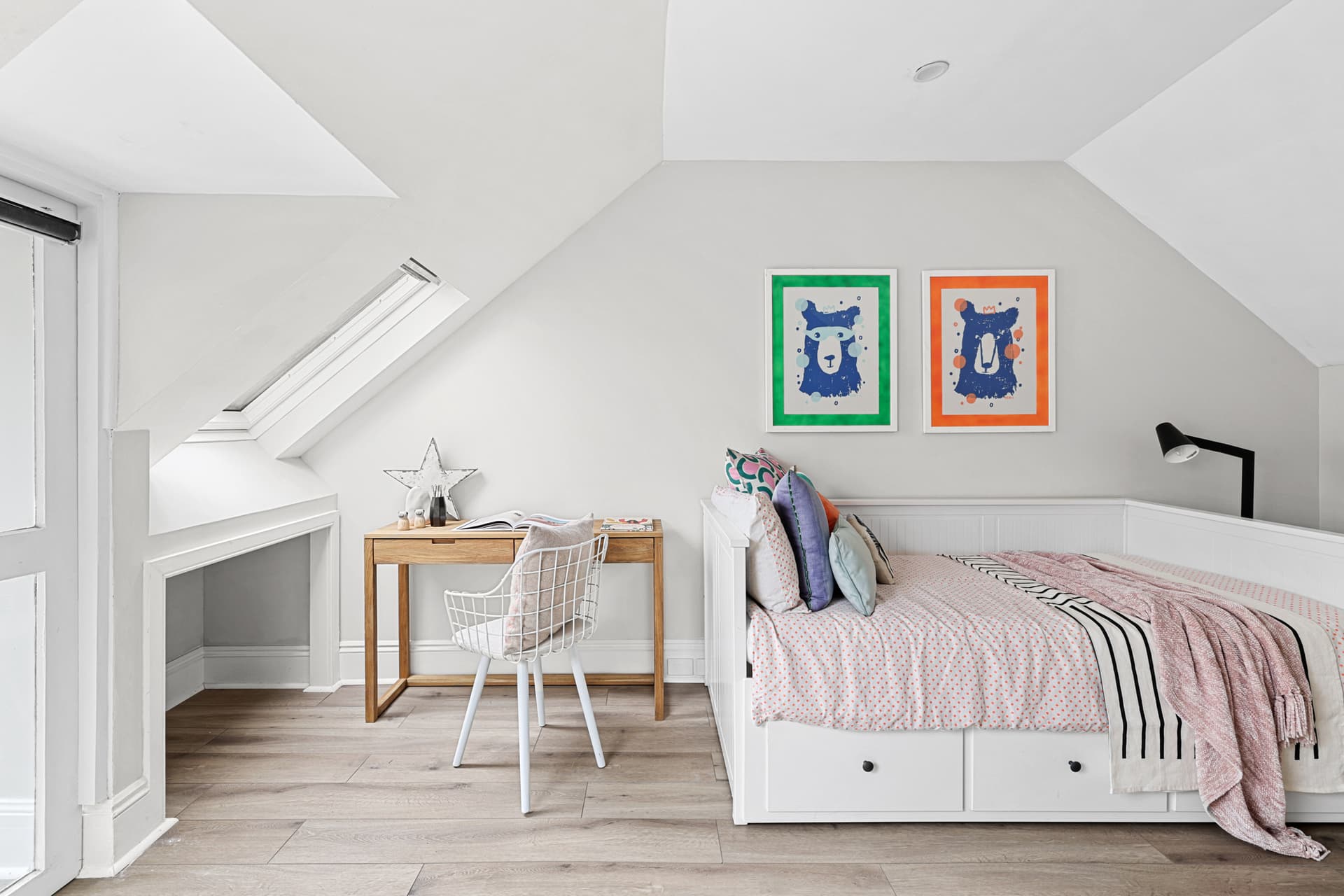 8 Sir John Young Crescent, Woolloomooloo NSW