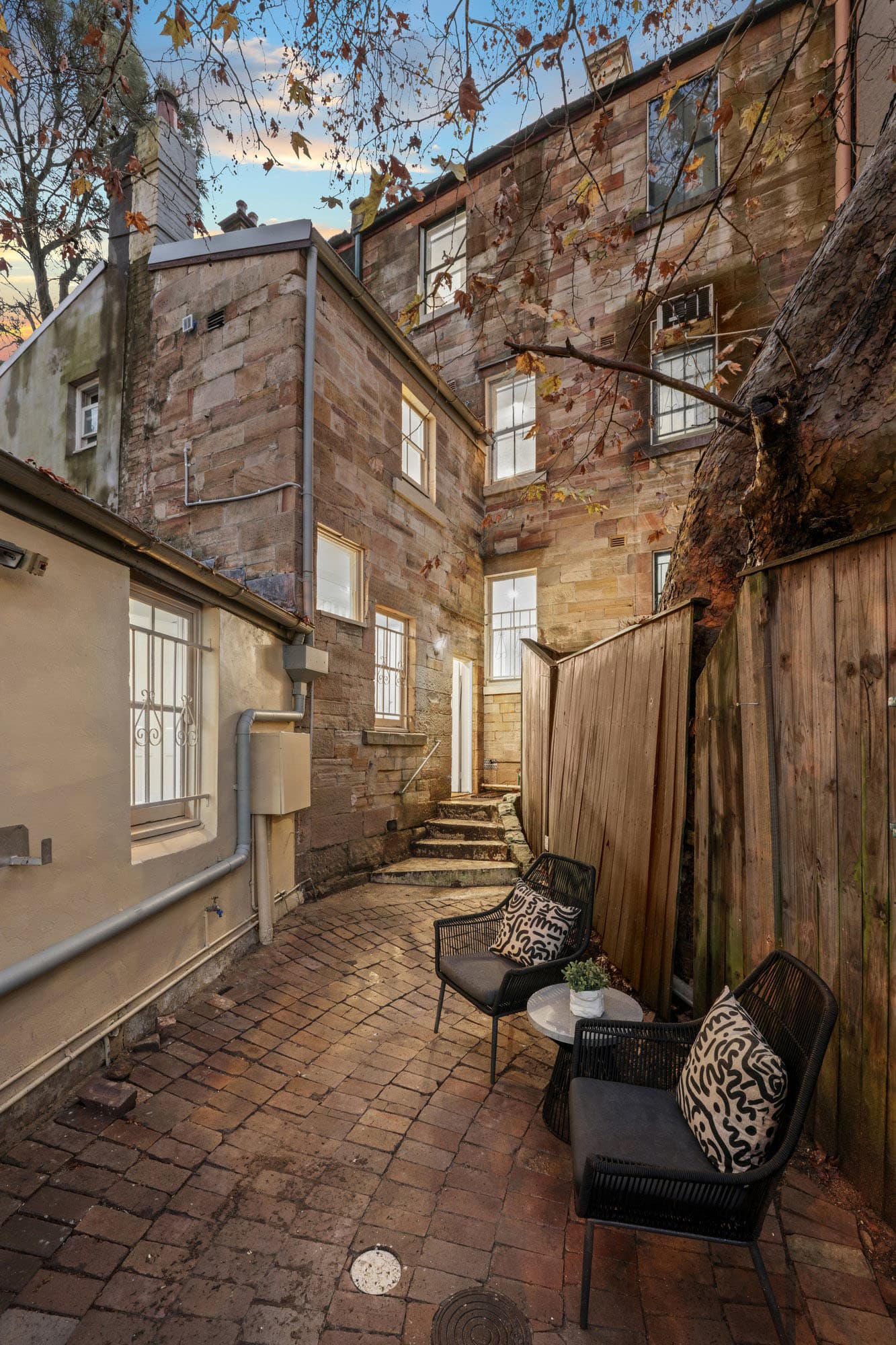 8 Sir John Young Crescent, Woolloomooloo NSW