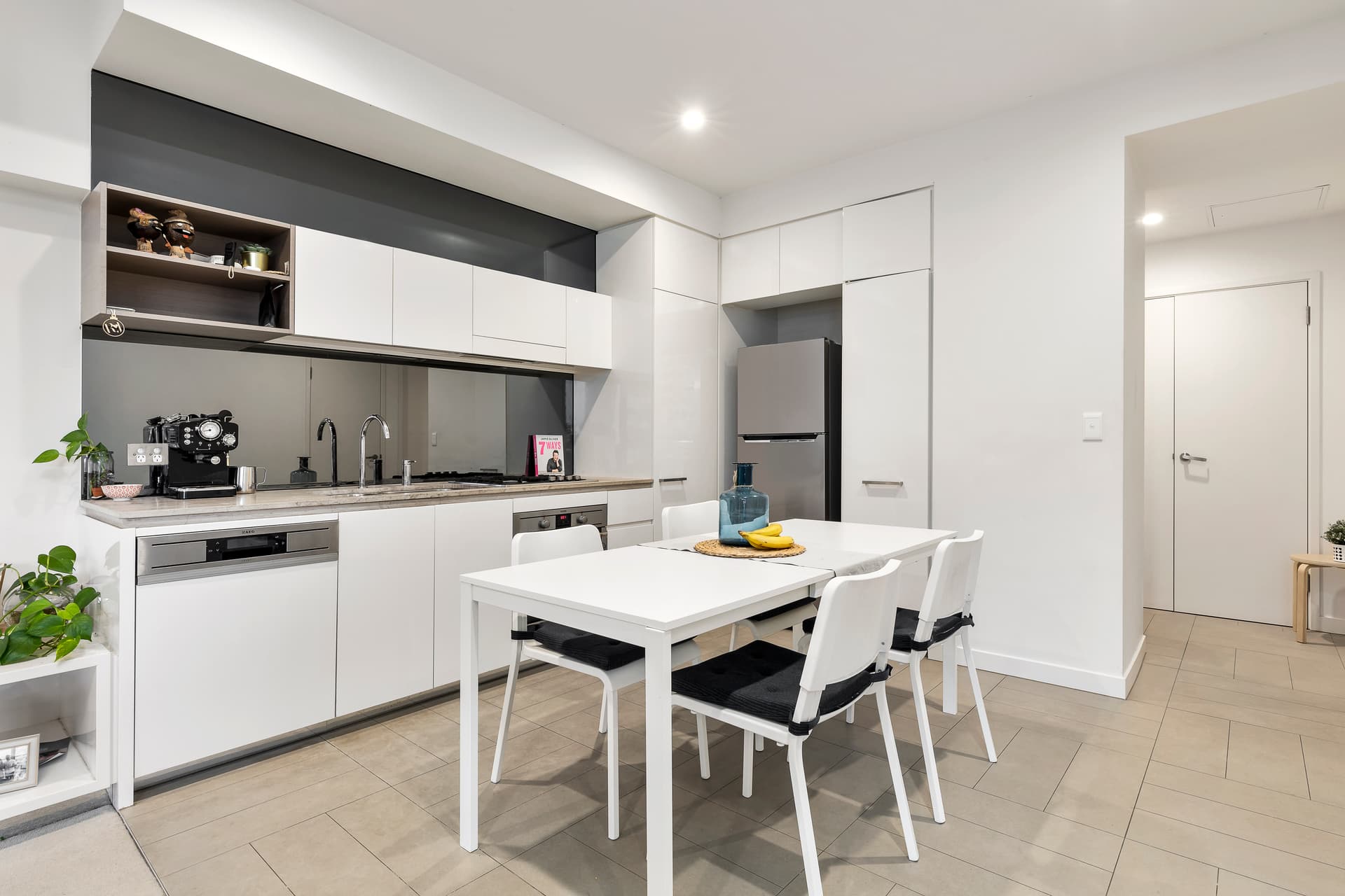 211/23 Archibald Avenue, Waterloo NSW